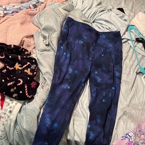 Galaxy leggings with pockets